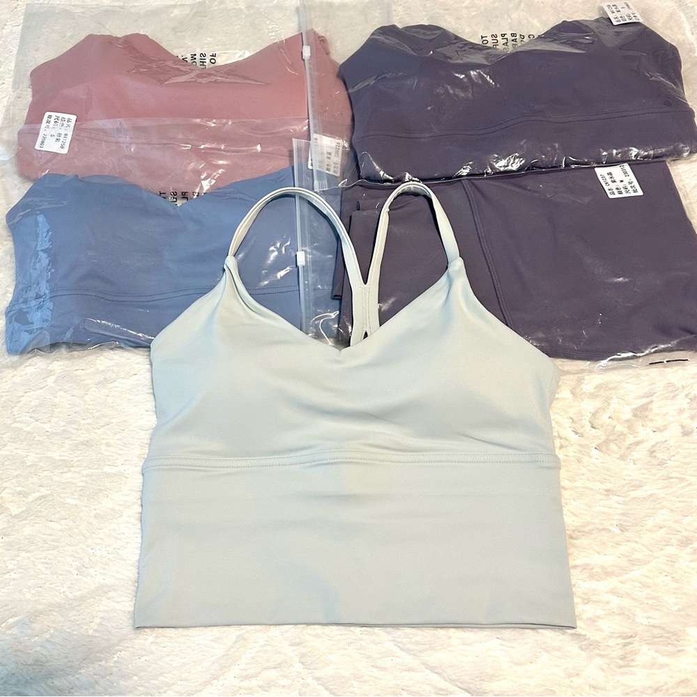Womens racerback v neck gym crop, with padding. Multiple colors! Size small